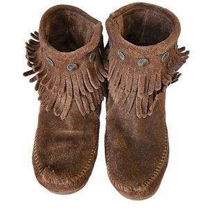Minnetonka Womens Double Fringe Side Zip Boot Moccasin Brown SZ 6 Boho Hippie